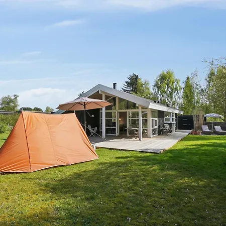 Sfeervol Vlak Bij Zee Voor Zes Pers Melby